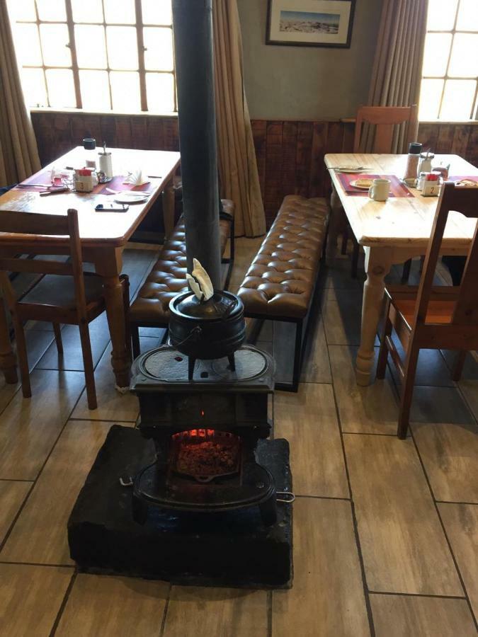 Sani Mountain Escape Hotel Mokhotlong ภายนอก รูปภาพ